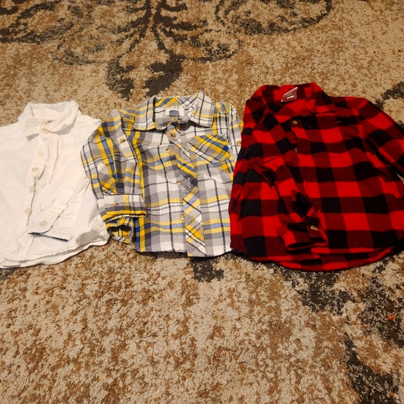 3 button up shirts - Picture 1 of 2